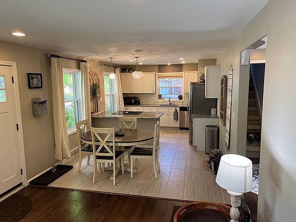 2nd image of 4515 Groveland Ave