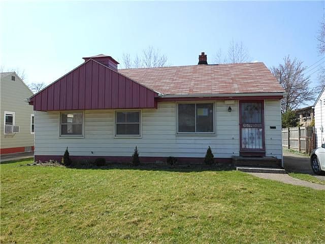 2nd image of 4090 E 189th St