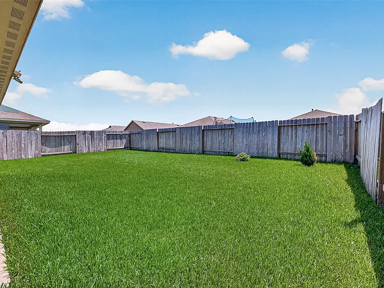 6014 Namika St — Photo 42