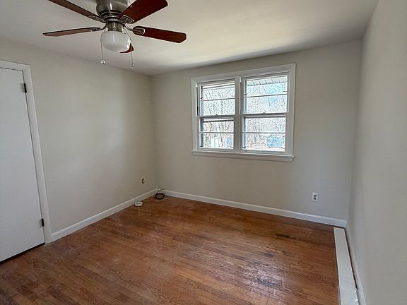 5th image of 522 Child St #1