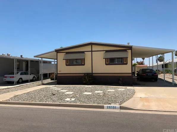 26101 Ivory Palm Dr, Homeland, CA 92548