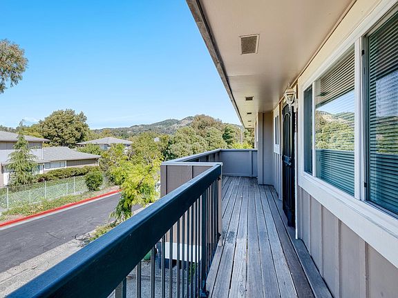 3rd image of 247 Bahia Place