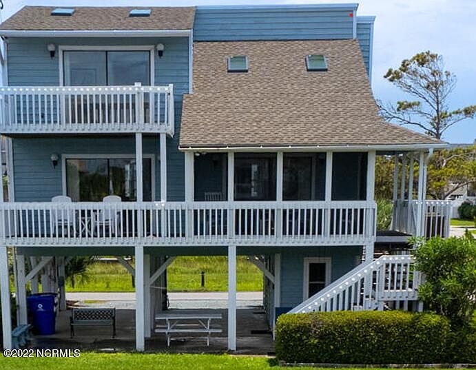 1st image of 29 Driftwood Dr