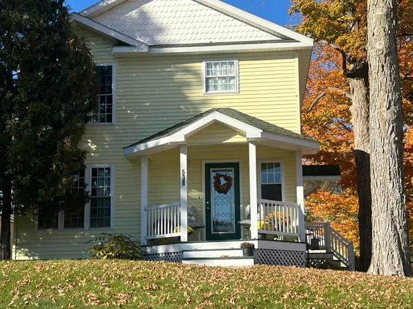 538 W Upton Ave, Reed City, MI 49677