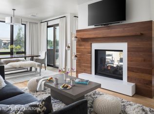 680 S Cache St UNIT 202, Jackson, WY 83001