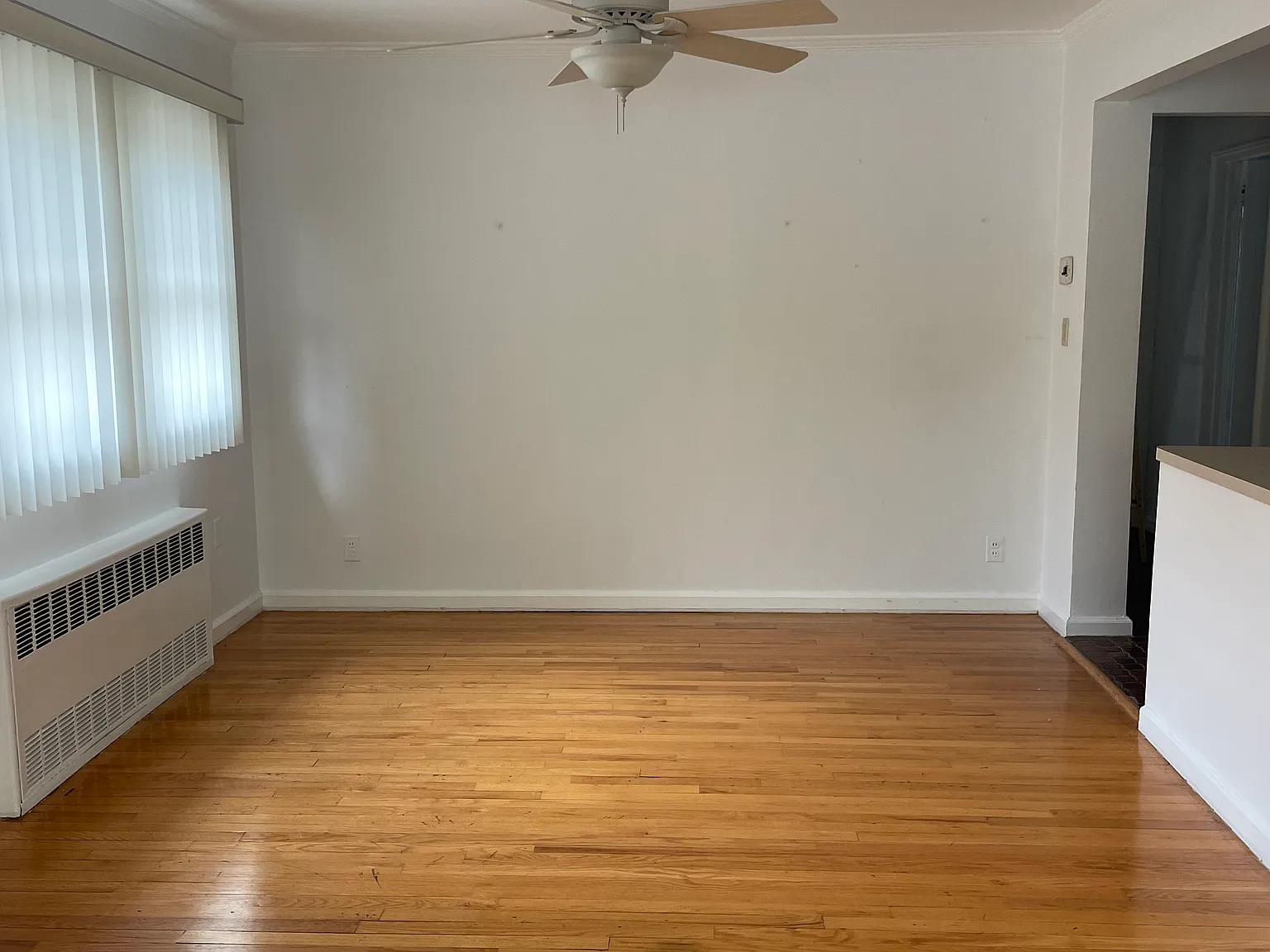 163rd St, Whitestone — Photo 4