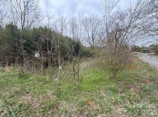 99999 Tatooine Ln, Asheville, NC 28804