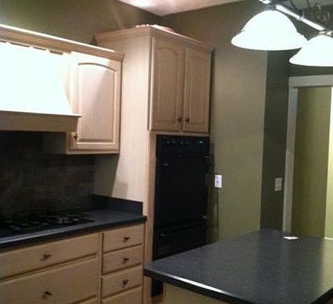 4th image of 8336 Craig Dr