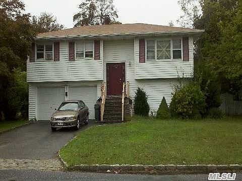 2nd image of 245 Conklin Ave