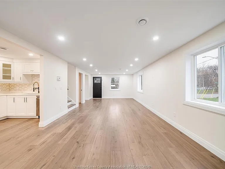7800 Cecile St — Photo 10