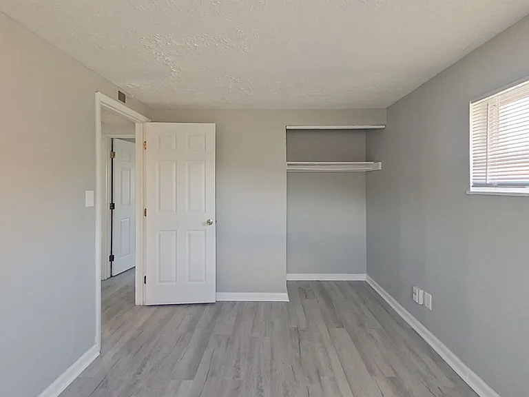 3605 Cushing Dr — Photo 11