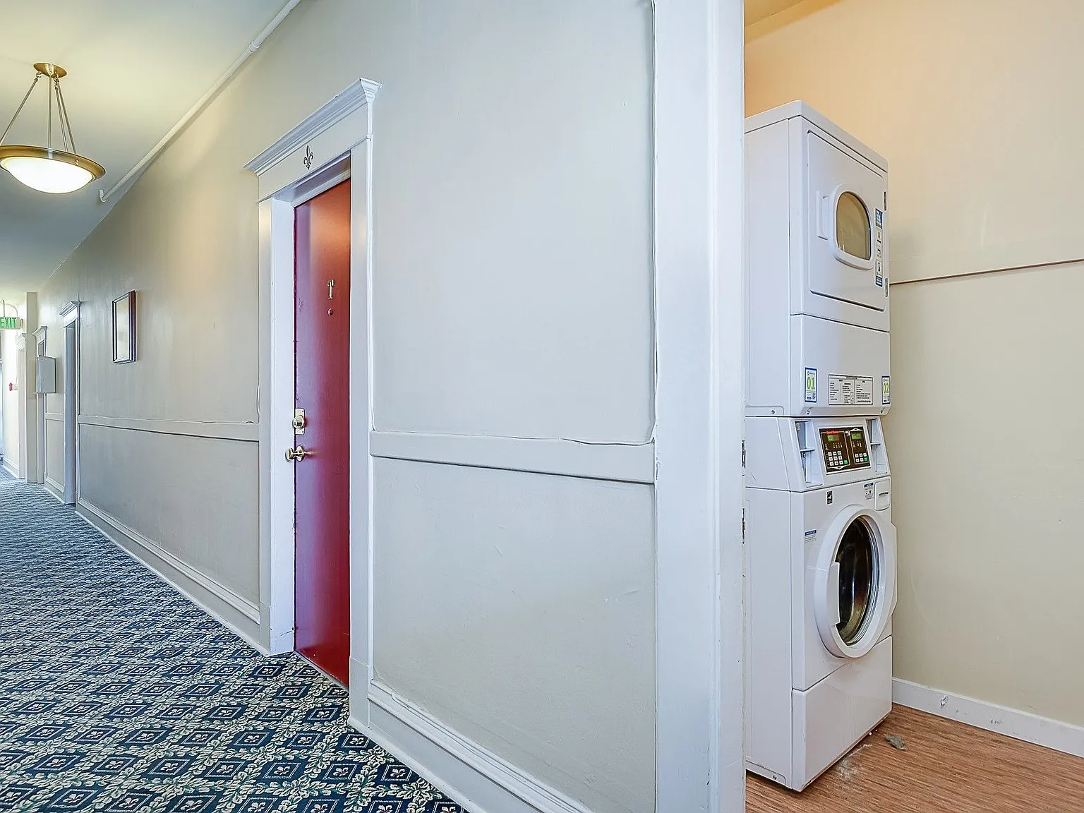 Abbey Park Apartments — Photo 4