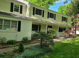 76 Woodcrest Dr, Woodcliff Lake, NJ 07677