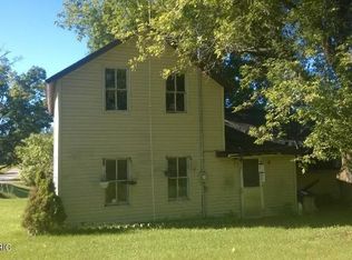 11 Millbrook Rd, Blanchard, MI 49310