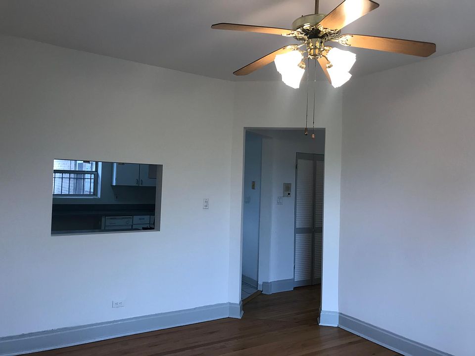 1st image of 1403 W Cuyler Ave #2