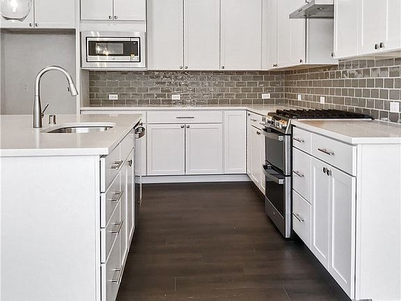 5th image of 2109 94th Avenue Ct E