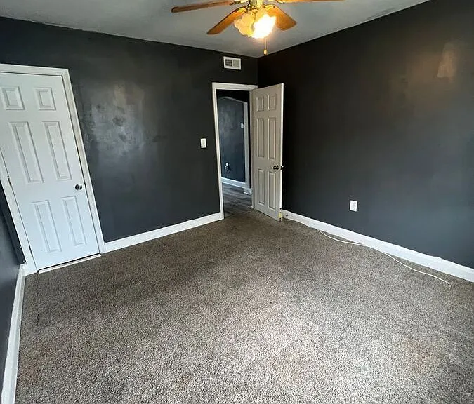 5343 Nelson Ave #2 — Photo 4