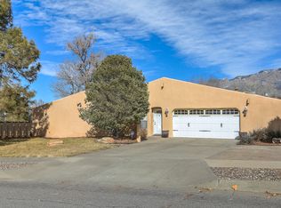 6424 Pepperdine St NE, Albuquerque, NM 87111