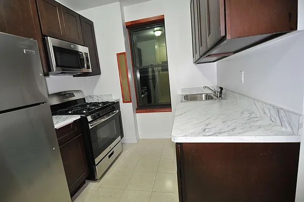 Rented by Click View Realty LLC | media 19