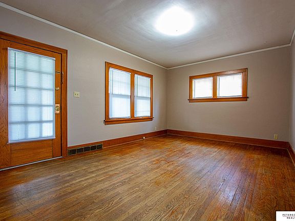 4th image of 5623 Pierce St