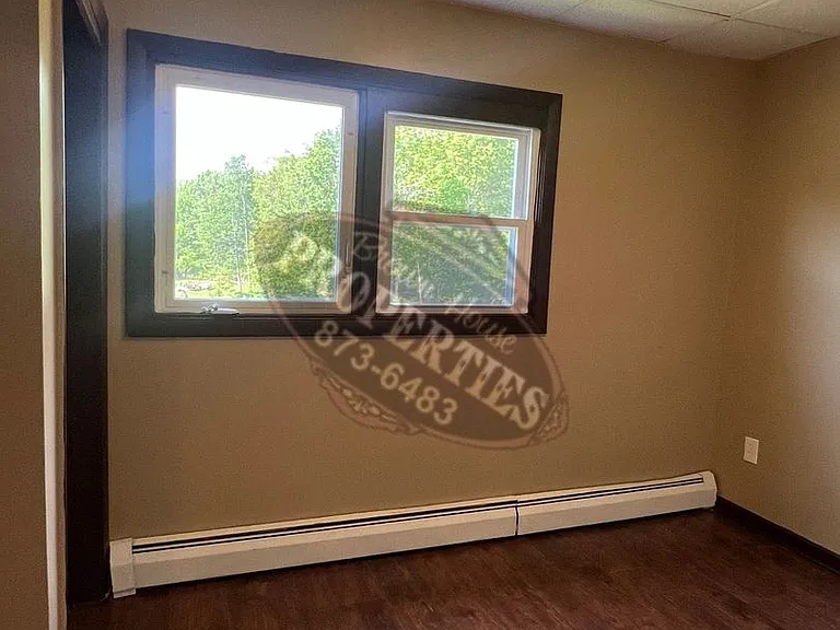 135 Oakland Rd — Photo 17