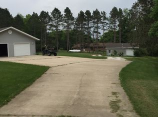 1825 N Coal Rd, Colchester, IL 62326