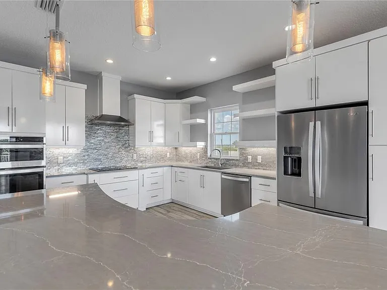 701 E 3rd Ave #PENTHOUSE — Photo 8