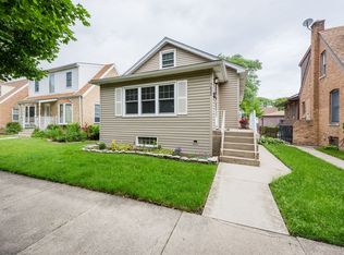 7622 W Farragut Ave, Chicago, IL 60656