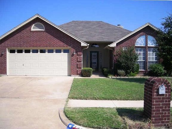 5th image of 7308 Glen Dr