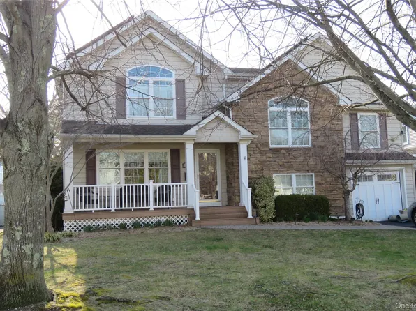 182 Siegel Boulevard, Babylon, NY 11702