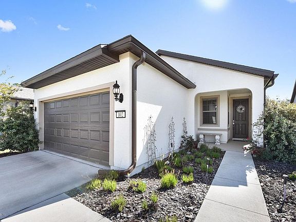2nd image of 102 Wood Meadow Way