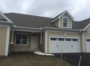 219 Bretlyn Cir, Rochester, NY 14618