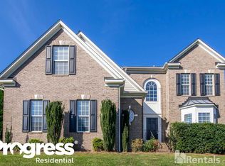 1834 Mount Isle Harbor Dr, Charlotte, NC 28214