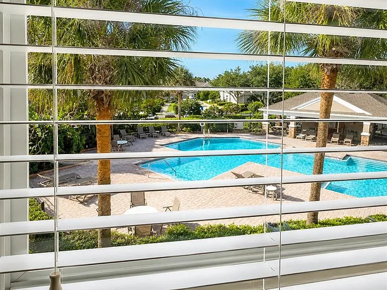 10222 Pink Palmata Ct — Photo 11