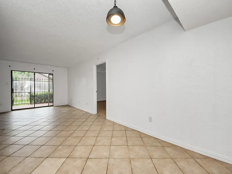 17331 Red Oak Dr #55 — Photo 12