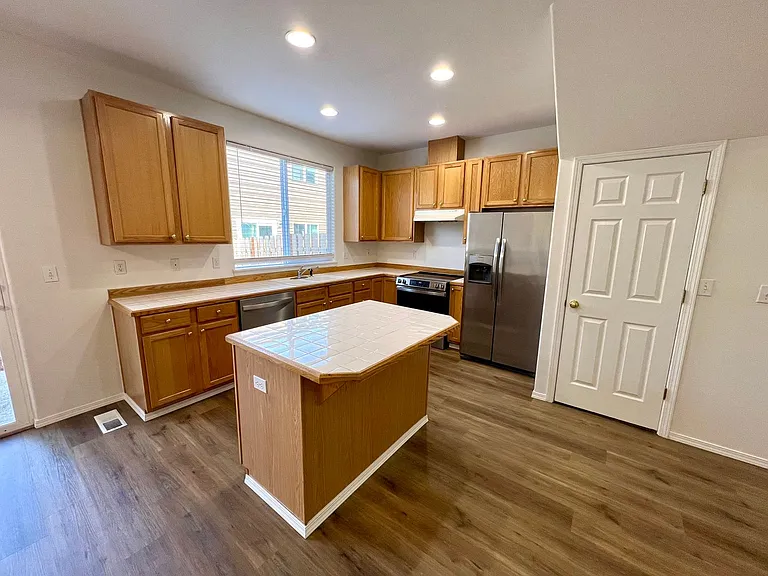 17853 SW Wakem St — Photo 17