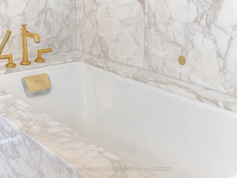 180 University Ave #2705 — Photo 35
