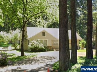6290 Carman Dr, Lake Oswego, OR 97035