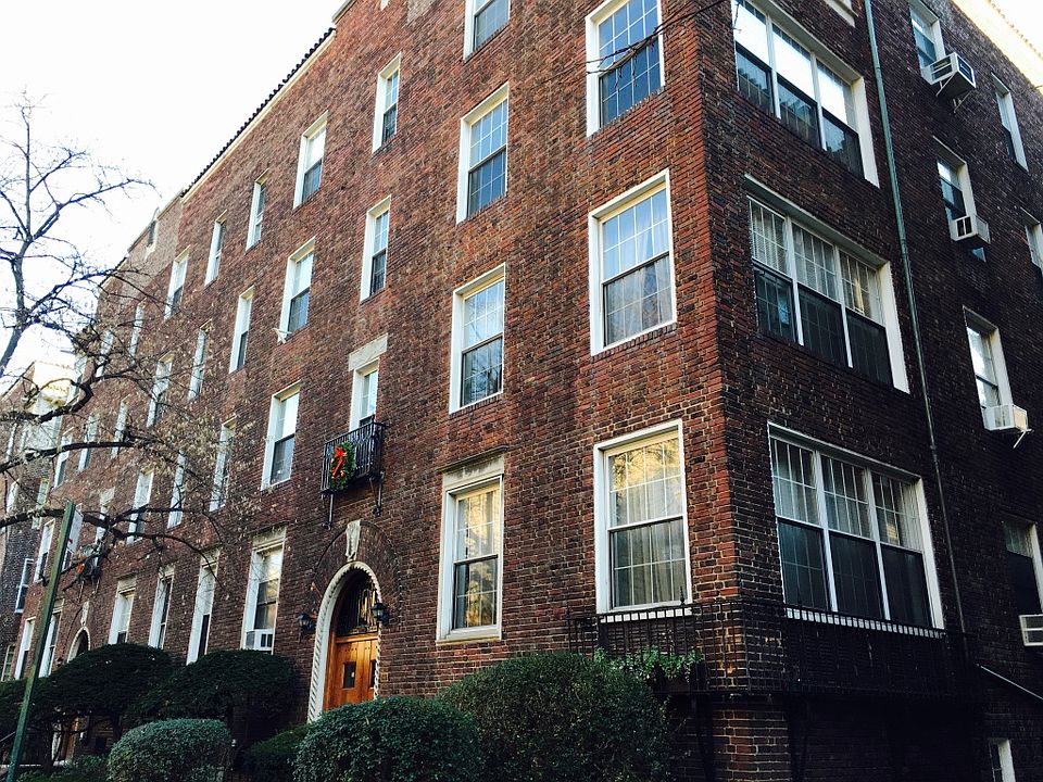 1st image of 3727 84th St #32