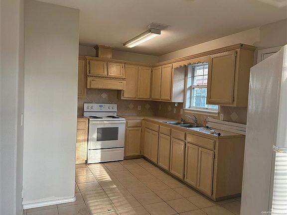 4th image of 1511 Nassau St APT 2