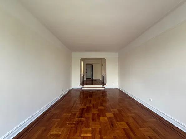789 Saint Marks Avenue image 1 of 7