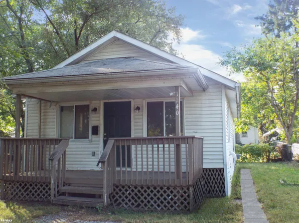 1140 E Elza Ave, Hazel Park, MI 48030
