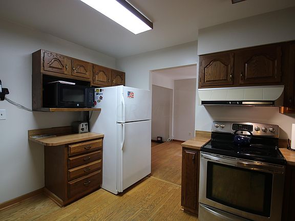 5th image of 5611 N Meadows Blvd