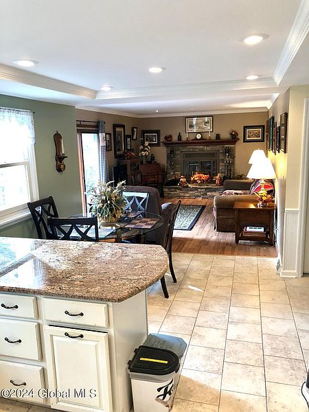 5th image of 66 Manor Drive