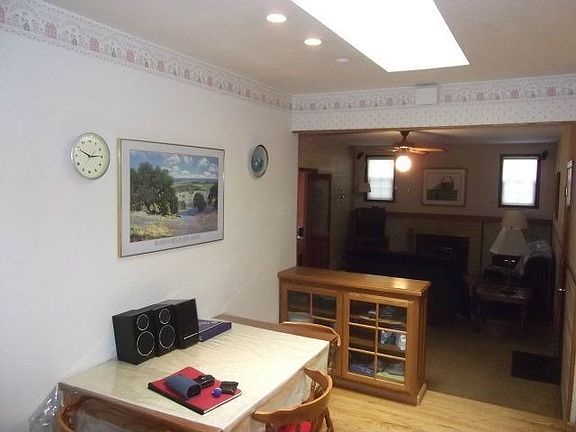 4th image of 3751 Acapulco Dr