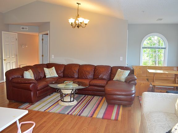 5th image of 531 Mill Pond Dr
