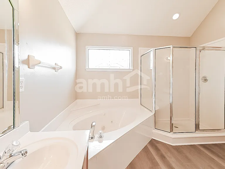 5216 Rockyford Ln — Photo 12