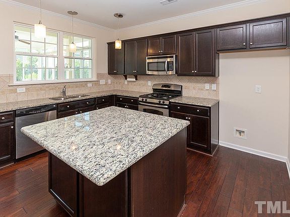 5th image of 5 White Willow Ct