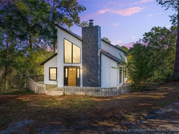 1606 Irwin Cir, Fayetteville, NC 28303