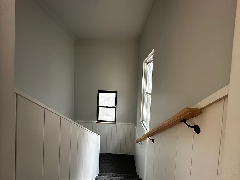 869 N Hermitage Ave #3R — Photo 3